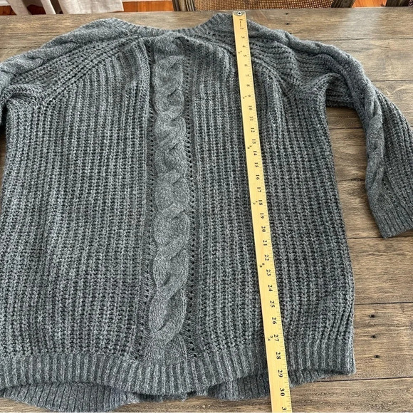 Torrid plus size 2 2X Gray Cable Cardigan Sweater Grandpa Grey Wool Blend Cozy - Picture 8 of 8